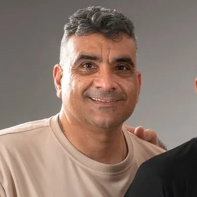 חן מוצפי - תופים בלהקת אקרופוליס